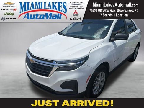 Used 2024 Chevrolet Equinox LS FWD image 1