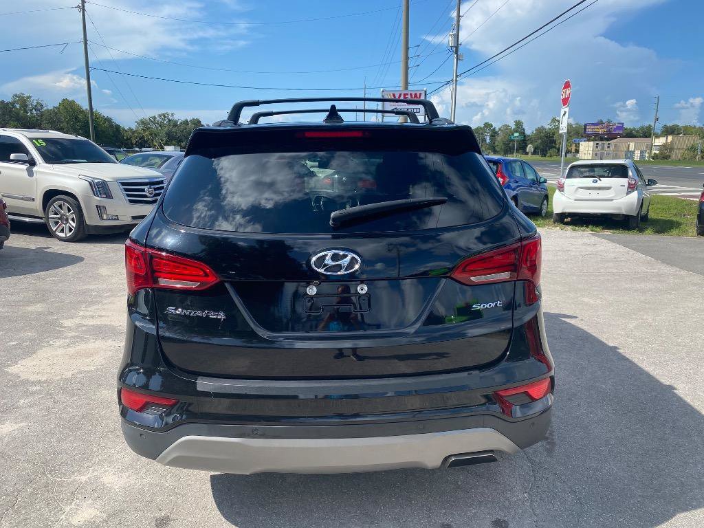 Used 2017 Hyundai Santa Fe Sport w/ 2.4L Tech Package 04 FWD image 8