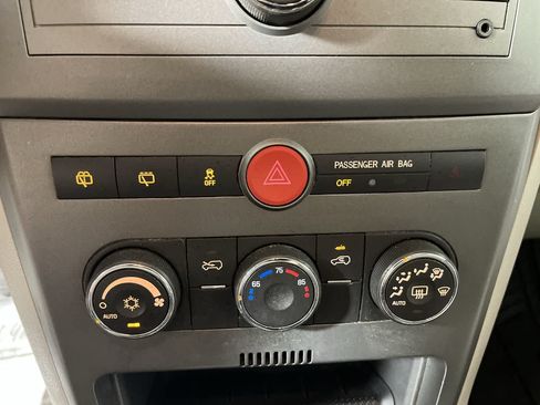 Used 2009 Saturn Vue XE w/ Preferred Package FWD image 19