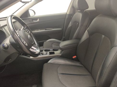Used 2019 Kia Optima S image 17