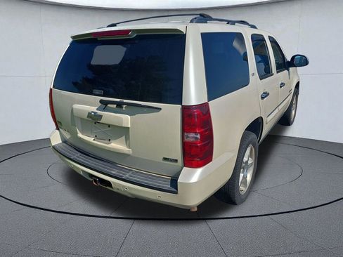 Used 2008 Chevrolet Tahoe LTZ w/ LTZ Preferred Equipment Group AWD/4WD image 6