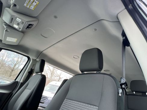 Used 2023 Ford Transit 350 XLT image 22