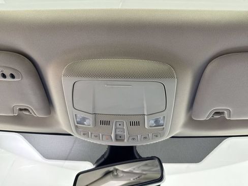 Used 2020 Ford Edge Titanium w/ Equipment Group 301A AWD/4WD image 10