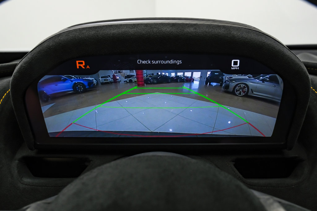 Used 2022 McLaren 765LT RWD image 22