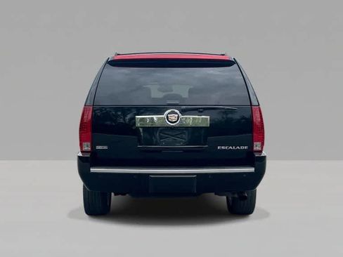 Used 2010 Cadillac Escalade ESV Luxury AWD/4WD image 7