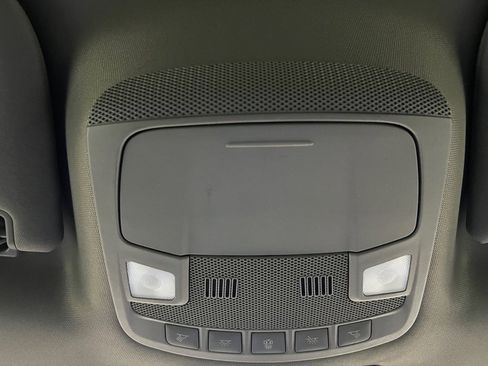 Used 2019 Ford F150 XLT w/ XTR Package image 36