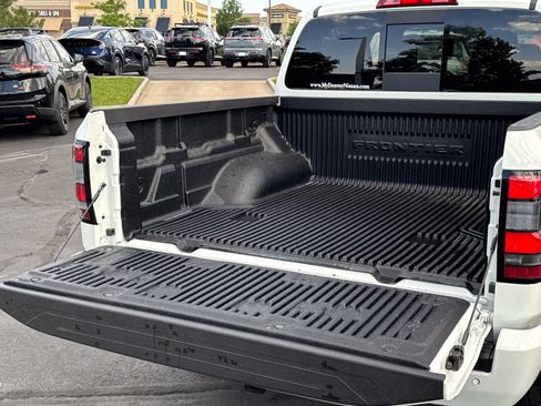 New 2026 Nissan Frontier PRO-4X w/ Tow Package AWD/4WD image 8