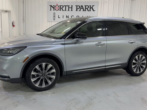 Used 2021 Lincoln Corsair Reserve w/ Elements Package image 6