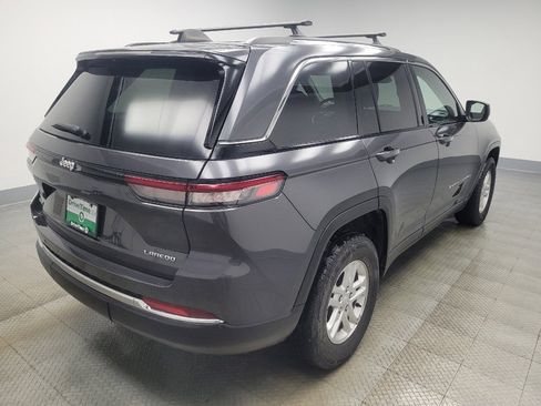 Used 2023 Jeep Grand Cherokee Laredo image 9