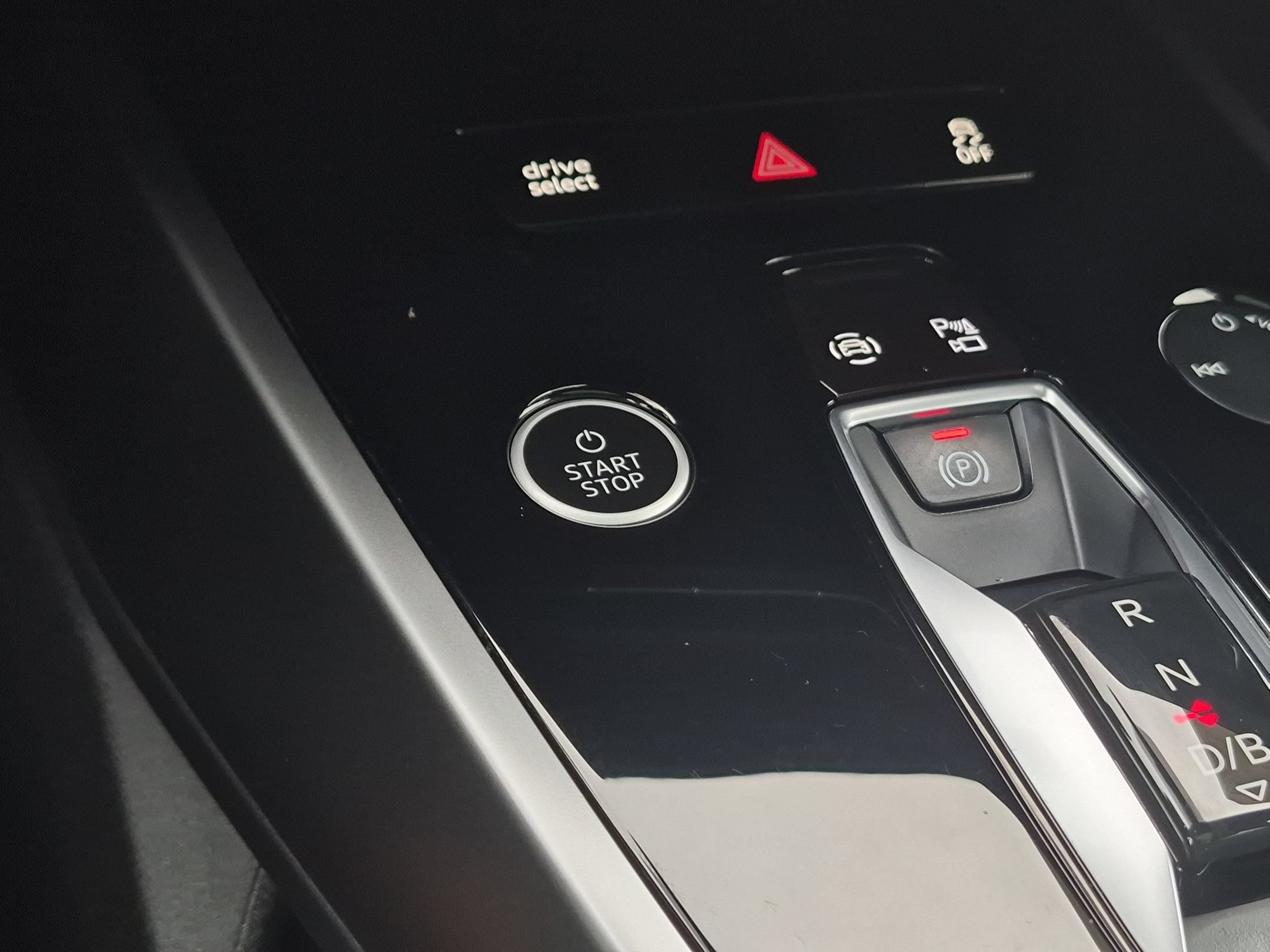 Used 2023 Audi Q4 e-tron Premium w/ Premium Plus RWD image 16