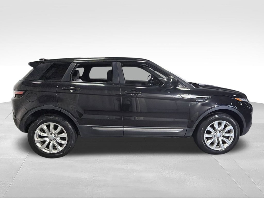Used 2017 Land Rover Range Rover Evoque SE AWD/4WD image 5
