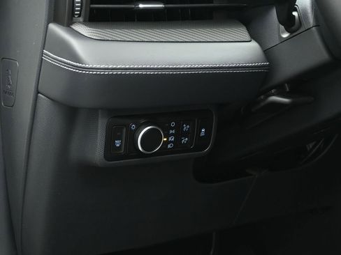 New 2026 Ford Mustang Mach-E Select image 11