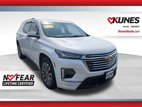 Used 2023 Chevrolet Traverse Premier AWD/4WD image 1