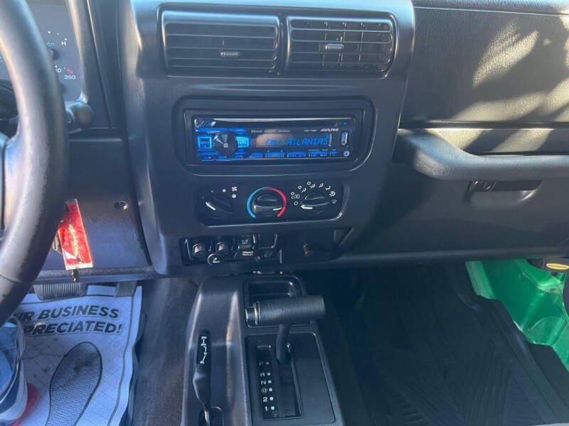 Used 2004 Jeep Wrangler 4WD image 8