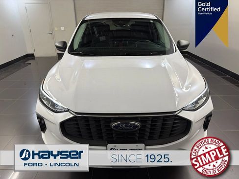 Used 2023 Ford Escape Active AWD/4WD image 2
