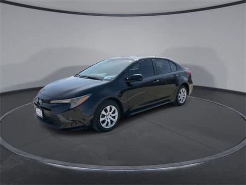 Certified 2026 Toyota Corolla LE image 4