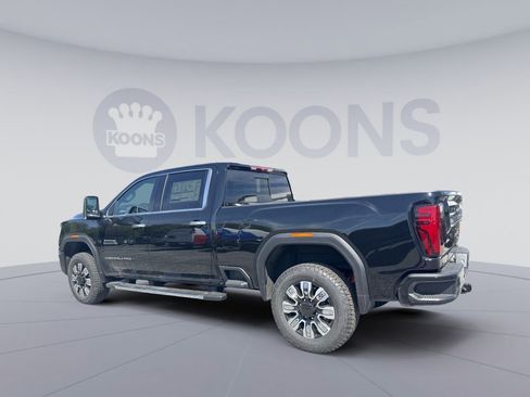 New 2026 GMC Sierra 2500 Denali AWD/4WD image 4