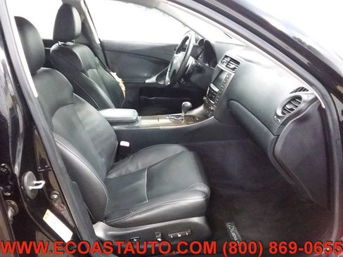 Used 2009 Lexus IS 350 w/ Premium Pkg image 15