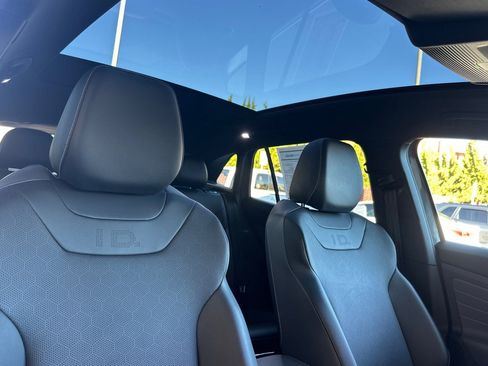 Used 2023 Volkswagen ID.4 Pro S image 20