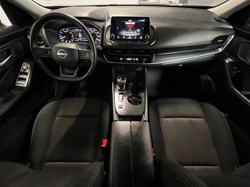 Used 2025 Nissan Rogue SV FWD image 16