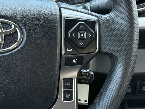 Used 2022 Toyota Tacoma SR5 w/ Technology Package RWD image 21