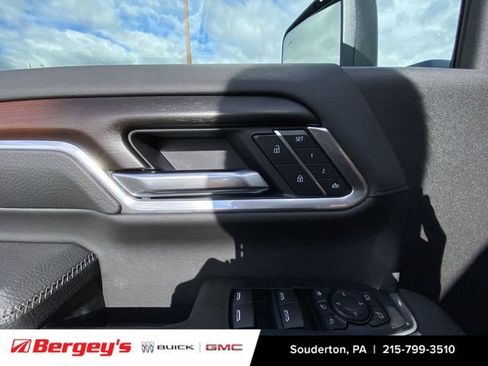 New 2026 GMC Sierra 2500 Denali w/ Denali Reserve Package AWD/4WD image 25