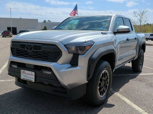 New 2026 Toyota Tacoma TRD Off-Road AWD/4WD image 8