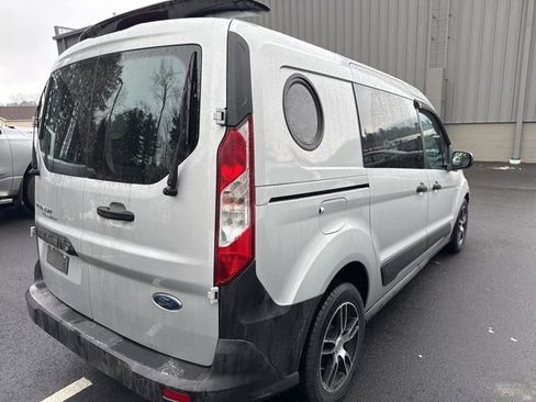 Used 2019 Ford Transit Connect XL image 5