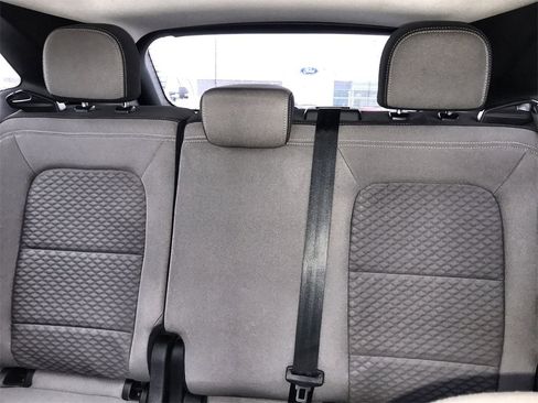 Used 2022 Ford Escape SE image 21