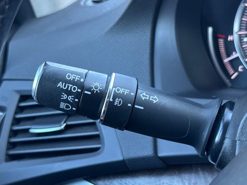 Used 2017 Acura MDX SH-AWD w/ Advance Package image 32