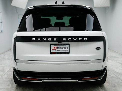 Used 2023 Land Rover Range Rover Autobiography image 8