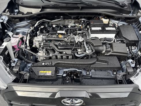 New 2026 Toyota Corolla Cross LE w/ Moonroof Package FWD image 41