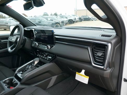 New 2026 GMC Canyon Elevation w/ Convenience Package AWD/4WD image 11