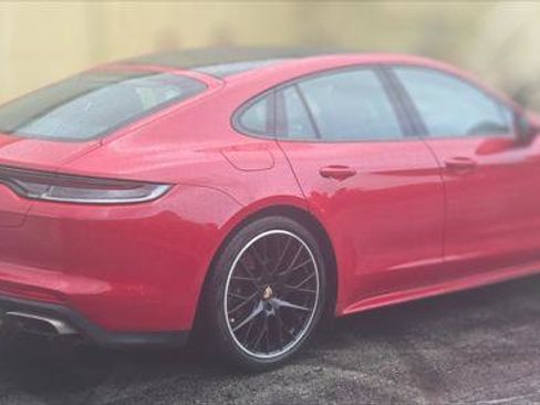 Used 2021 Porsche Panamera 4 w/ Premium Package AWD/4WD image 7