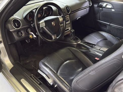 Used 2007 Porsche Cayman RWD image 12