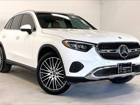 New 2026 Mercedes-Benz GLC 300 image 1