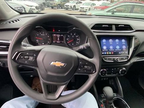 Used 2023 Chevrolet TrailBlazer LT w/ Convenience Package image 20