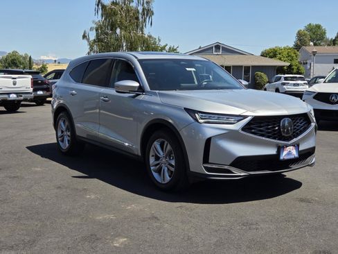 Used 2026 Acura MDX SH-AWD image 3