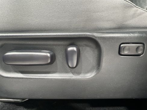 Used 2022 Toyota Tacoma SR5 image 12