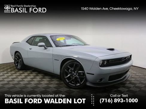 Used 2022 Dodge Challenger R/T w/ Blacktop Package RWD image 1