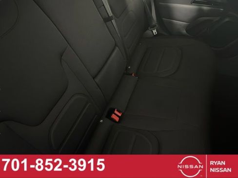 Used 2022 Jeep Renegade Latitude w/ Convenience Group image 28