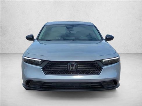 Used 2025 Honda Accord SE image 7