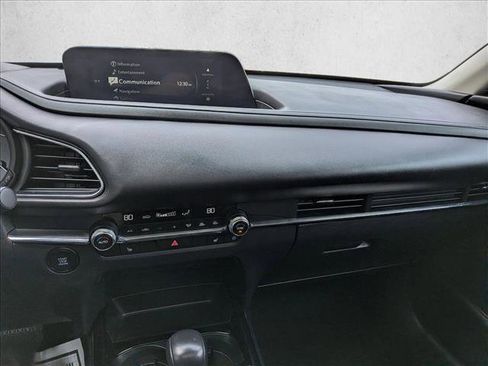 Used 2025 MAZDA CX-30 AWD 2.5 S w/ Preferred Package image 12