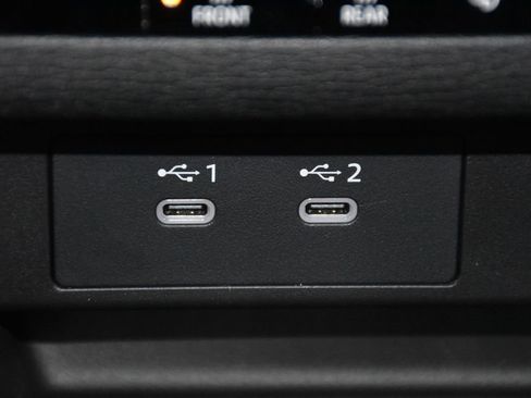 New 2026 Mitsubishi Outlander ES image 19