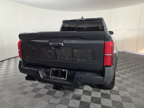 Used 2024 Toyota Tacoma TRD Sport w/ TRD Sport Upgrade Package RWD image 7
