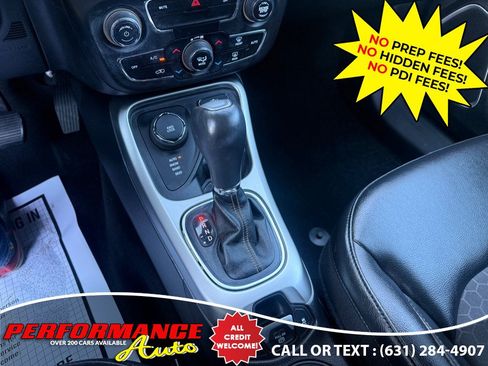 Used 2019 Jeep Compass Latitude w/ Cold Weather Group AWD/4WD image 13