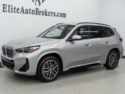 Used 2025 BMW X1 xDrive28i w/ M Sport Line w/ M Sport Package image 31