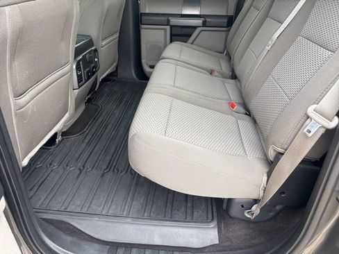Used 2018 Ford F150 XLT w/ Equipment Group 302A Luxury AWD/4WD image 19