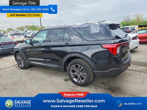 Used 2025 Ford Explorer Active w/ Active Comfort Package AWD/4WD image 3