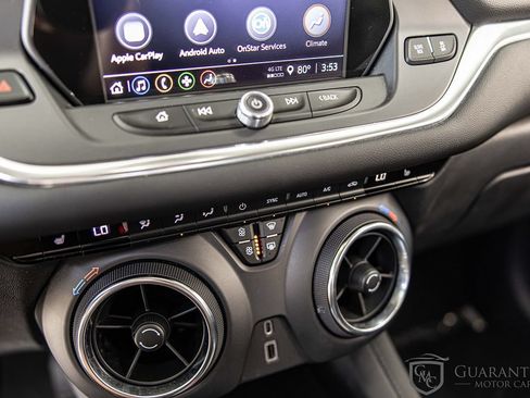 Used 2022 Chevrolet Blazer LT FWD image 28